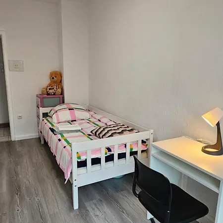Quarto em Acomodações Particulares In Bilk-zentrum